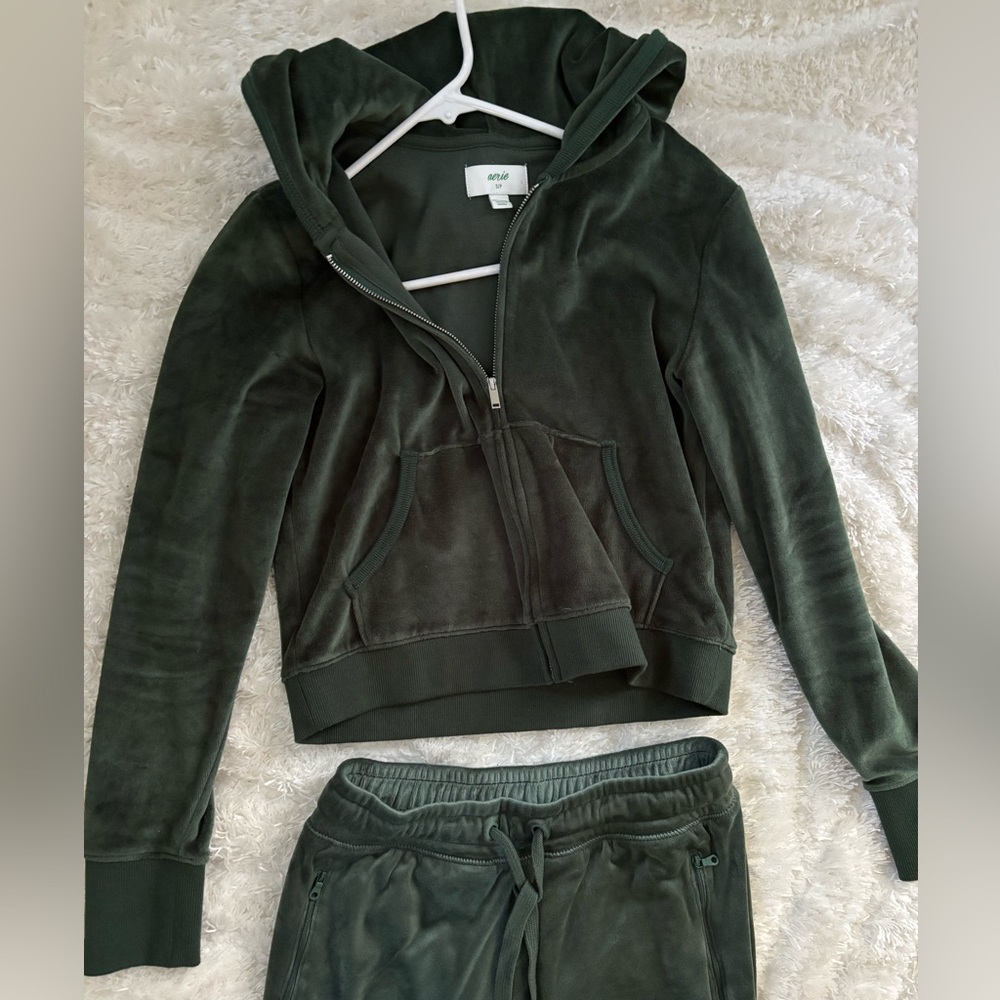 Aerie Dark Green Velour Track Suit set